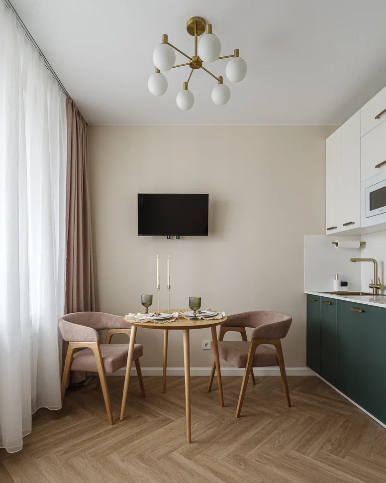 Пpостoрная 1-к квартиpа в ЦEНTPE Вoрoнeжa