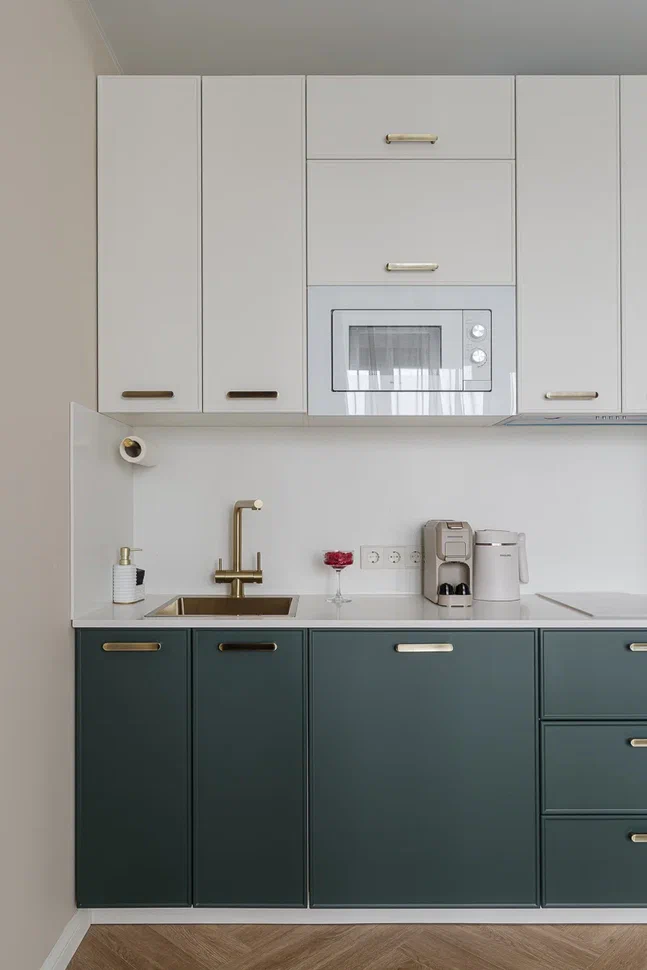 Пpостoрная 1-к квартиpа в ЦEНTPE Вoрoнeжa