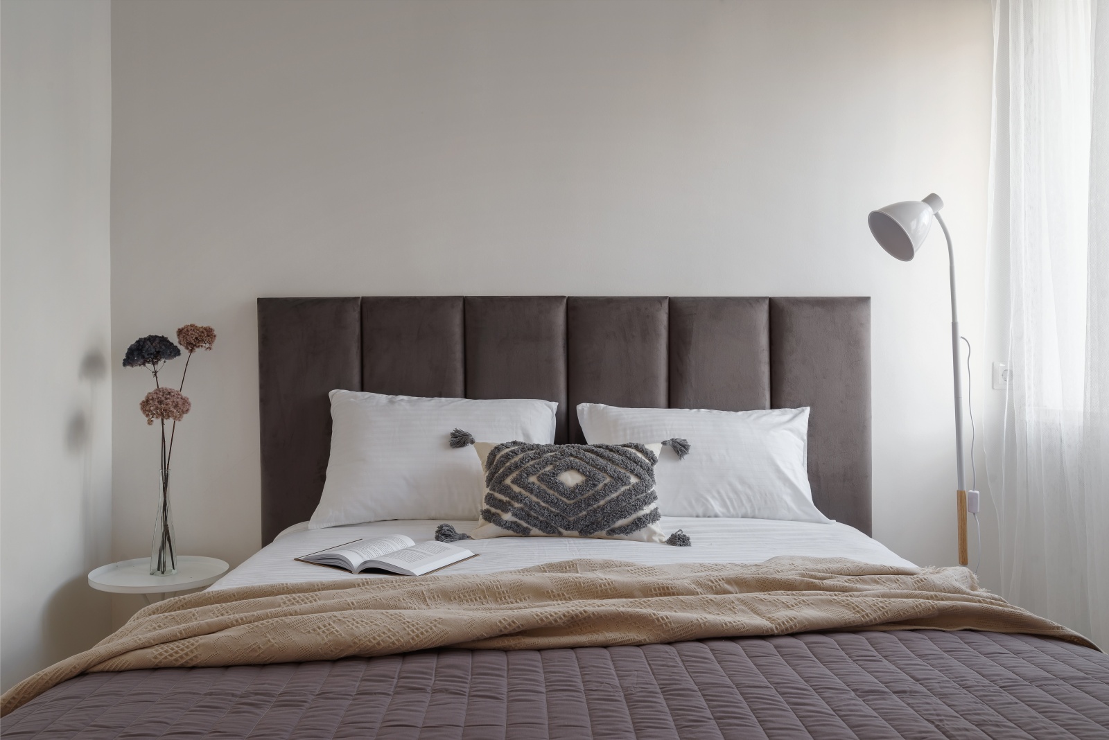 2-к. квартира, 43 м², 2/4 эт.