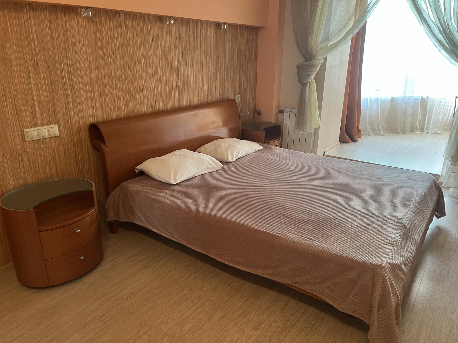 Уютная квартира на бульваре Победы, 45а 