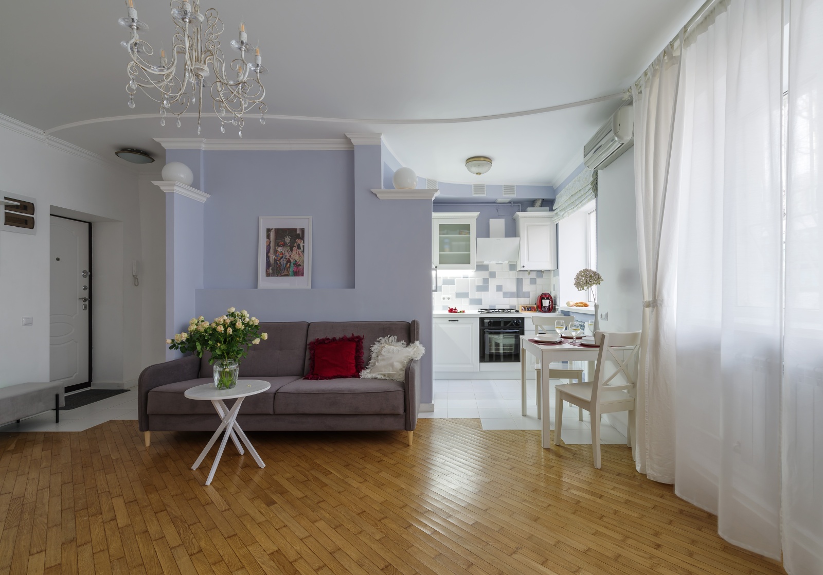 2-к. квартира, 43 м², 2/4 эт.