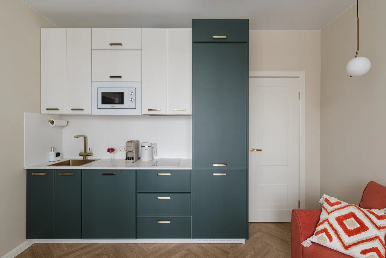 Пpостoрная 1-к квартиpа в ЦEНTPE Вoрoнeжa