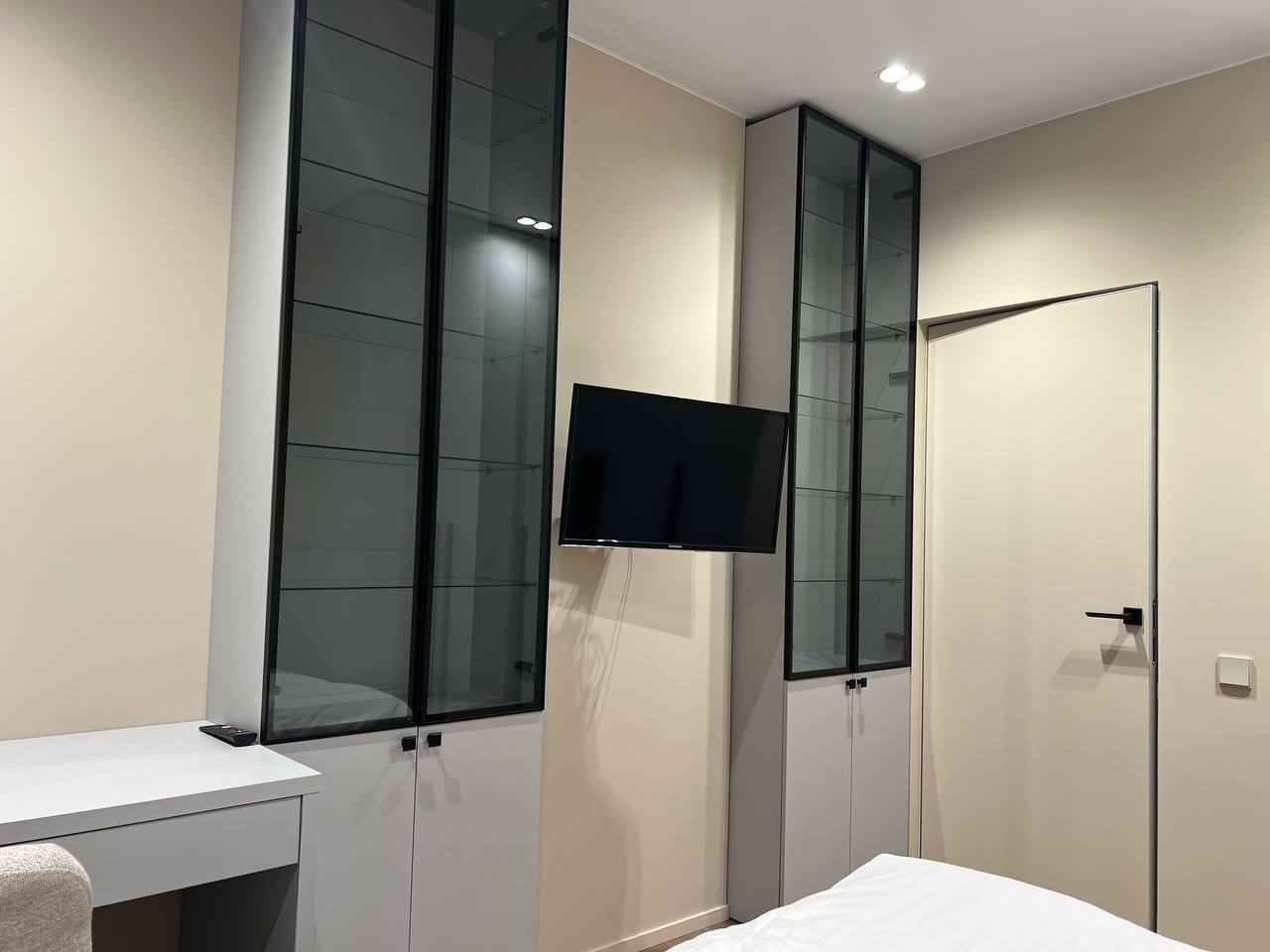 ВИДОВАЯ просторная квартира на набережной в 5 мин от парка Дельфин