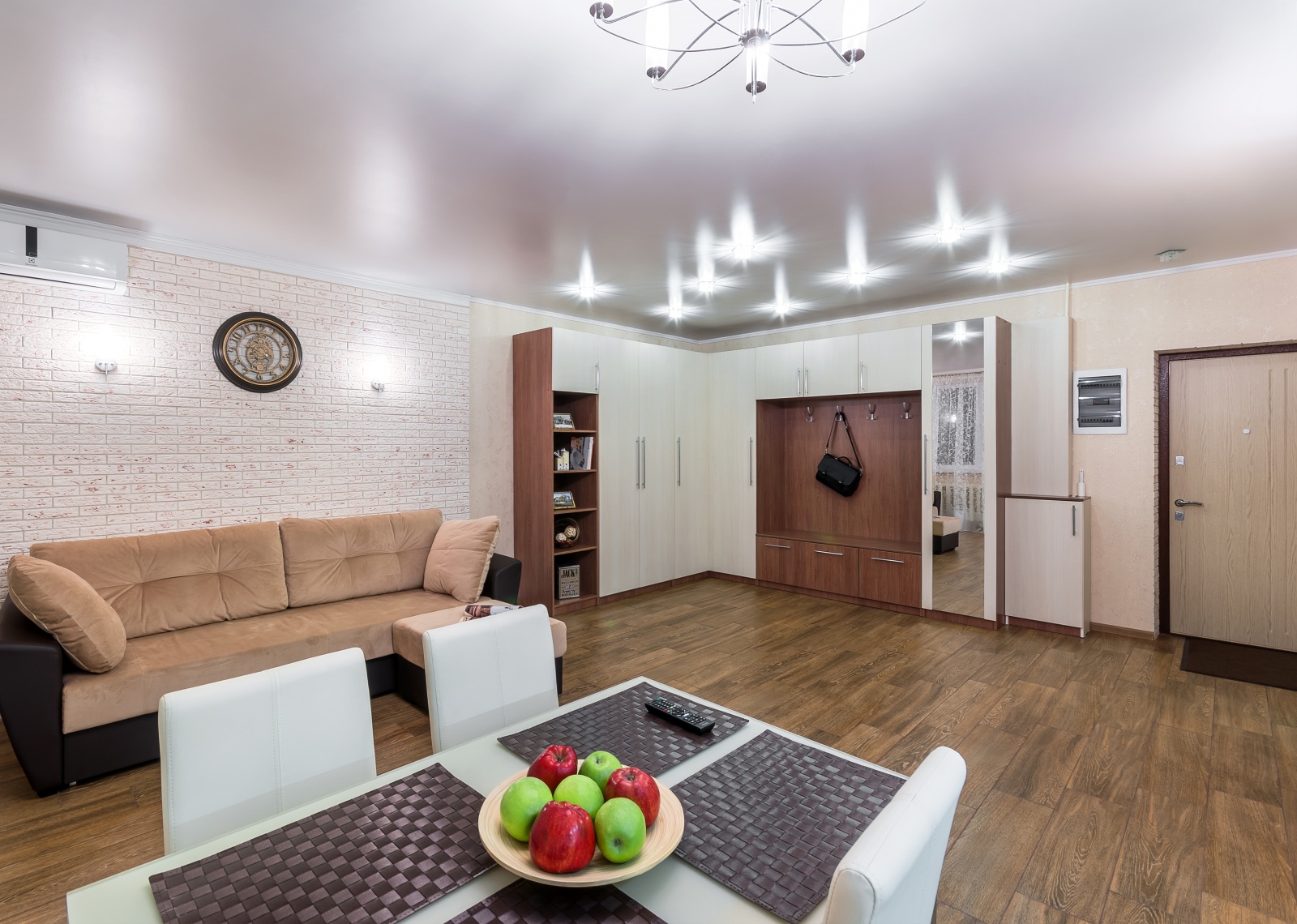 Atlant Apartments 76