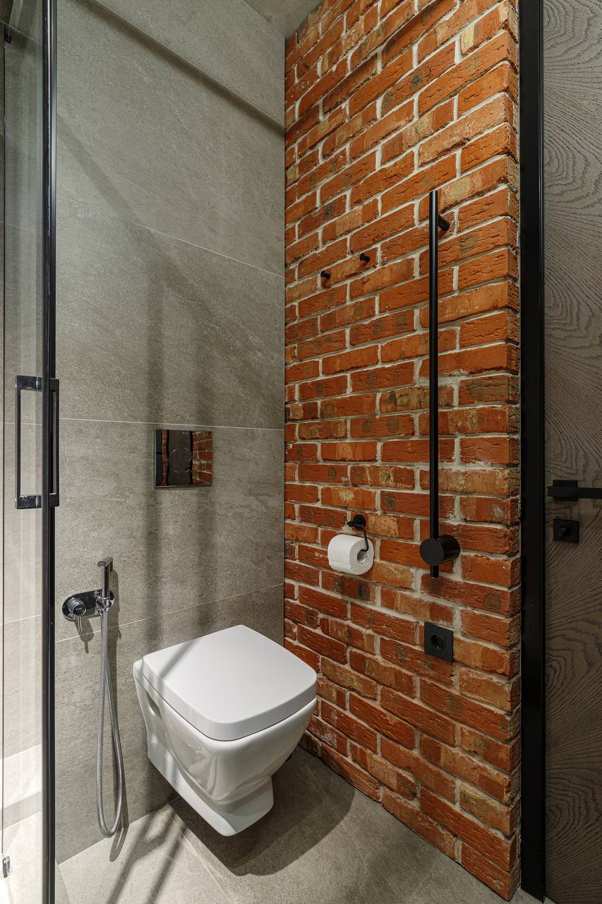 Стильные видовые апартаменты на набережной