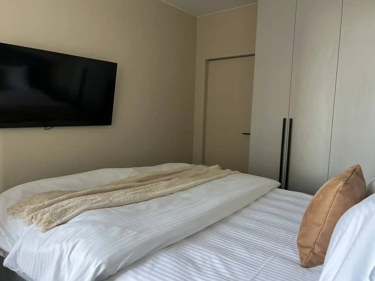 ВИДОВАЯ просторная квартира на набережной в 5 мин от парка Дельфин