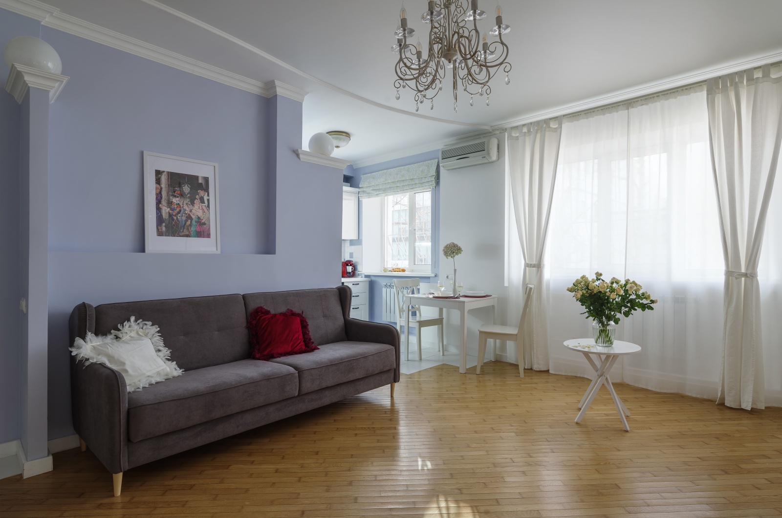 2-к. квартира, 43 м², 2/4 эт.