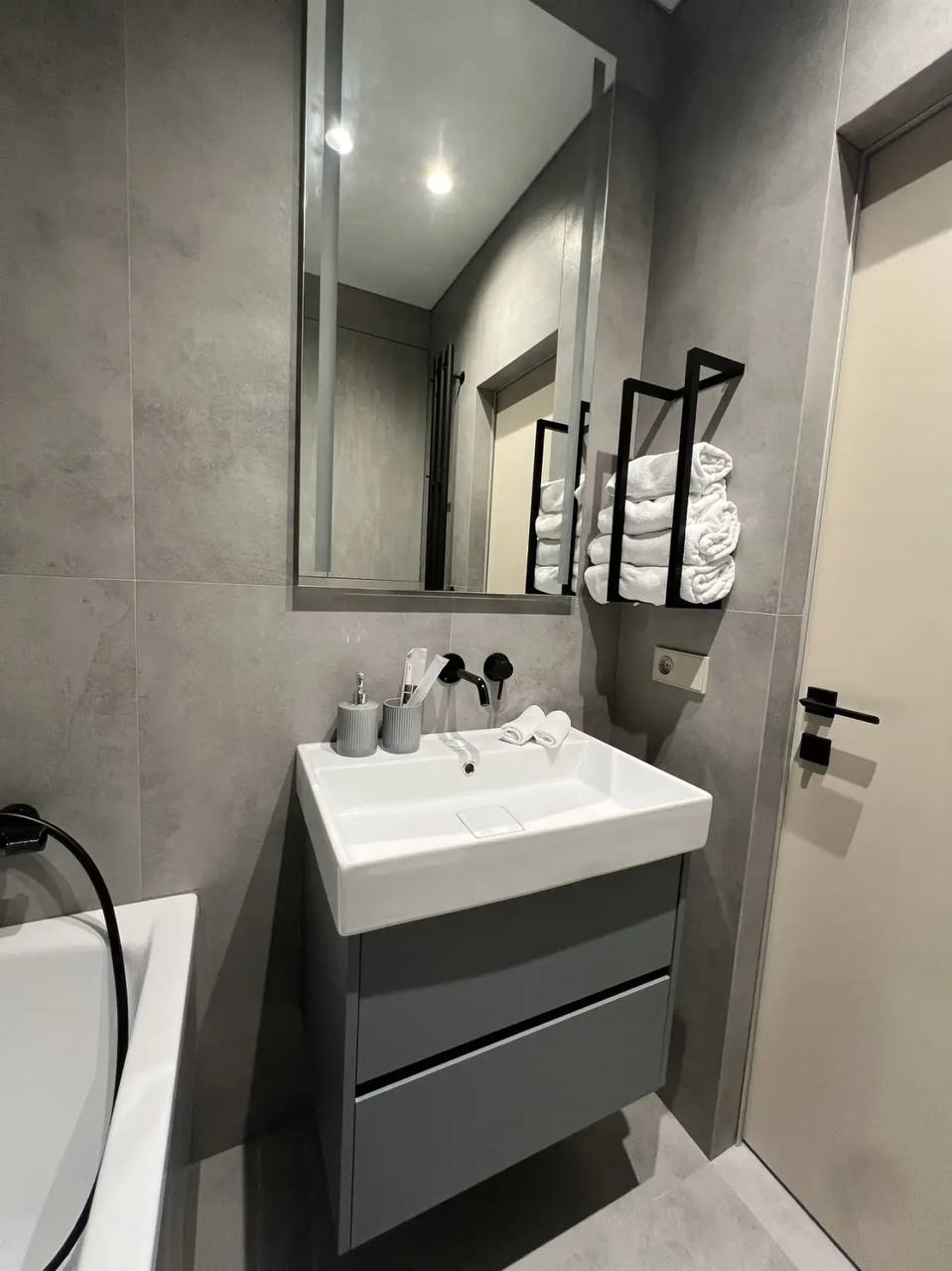 ВИДОВАЯ просторная квартира на набережной в 5 мин от парка Дельфин