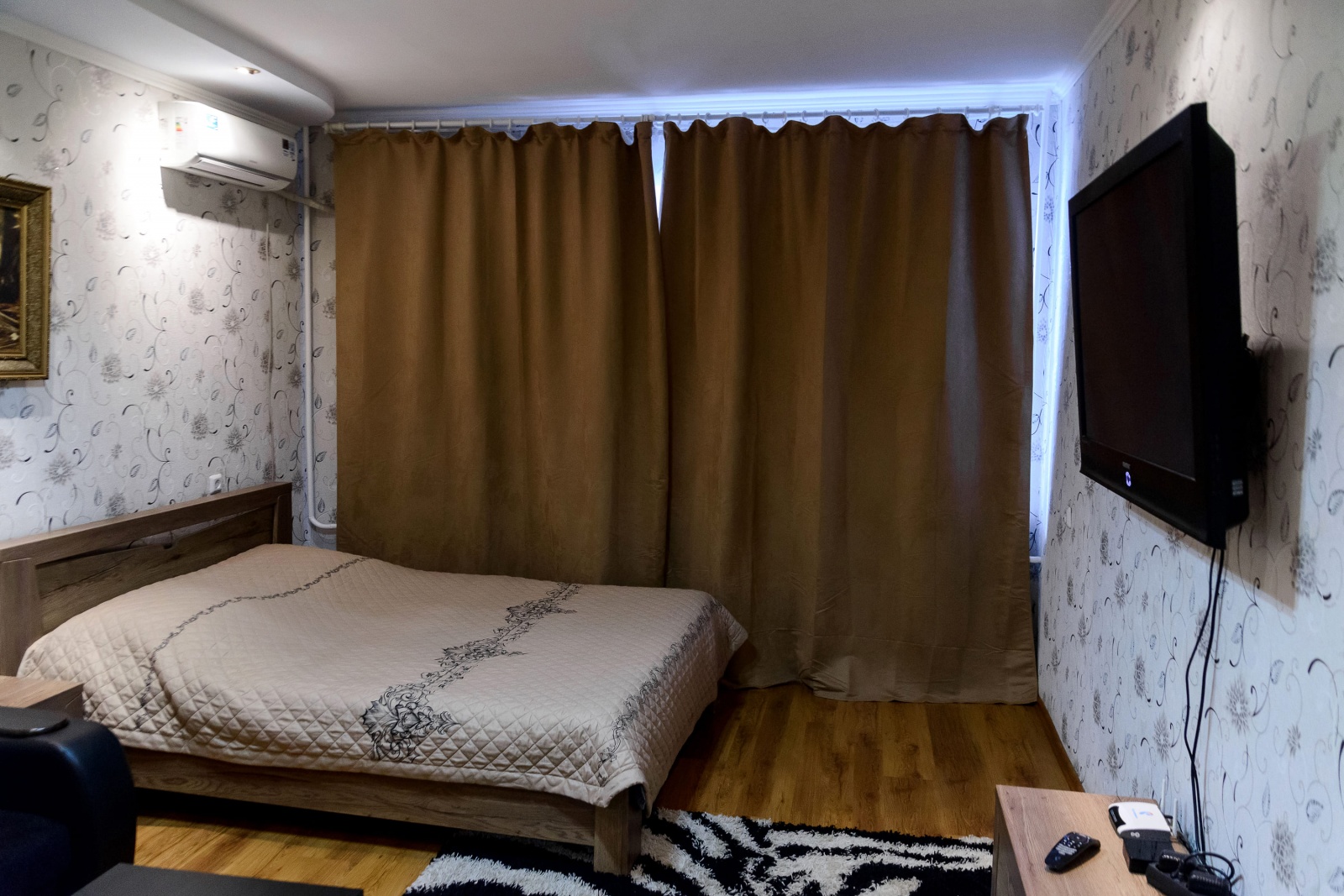 Atlant Apartments 214