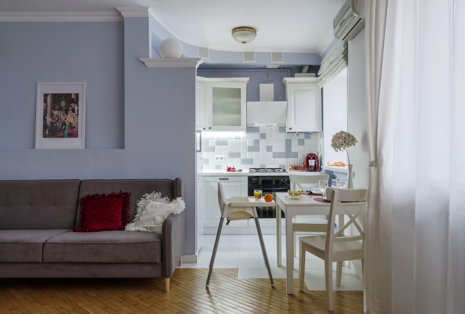 2-к. квартира, 43 м², 2/4 эт.