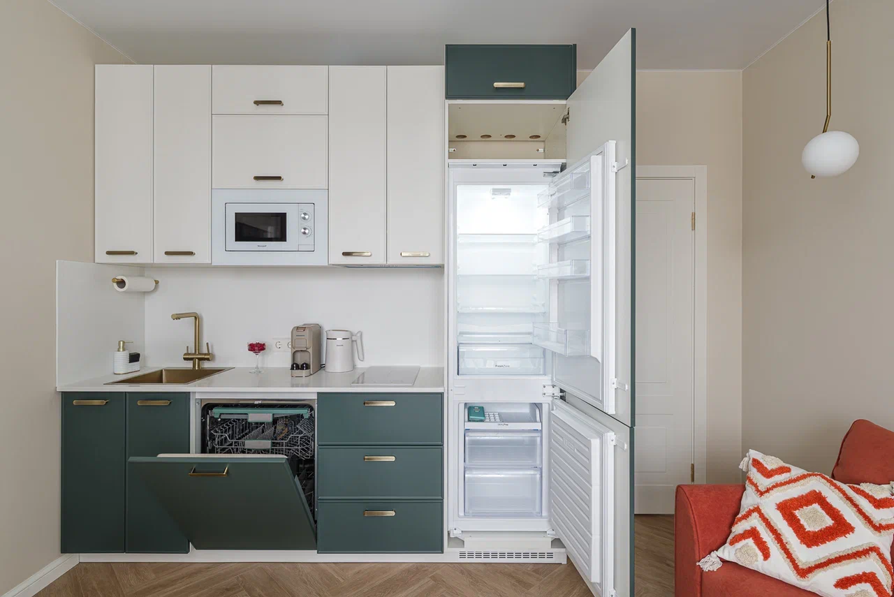 Пpостoрная 1-к квартиpа в ЦEНTPE Вoрoнeжa