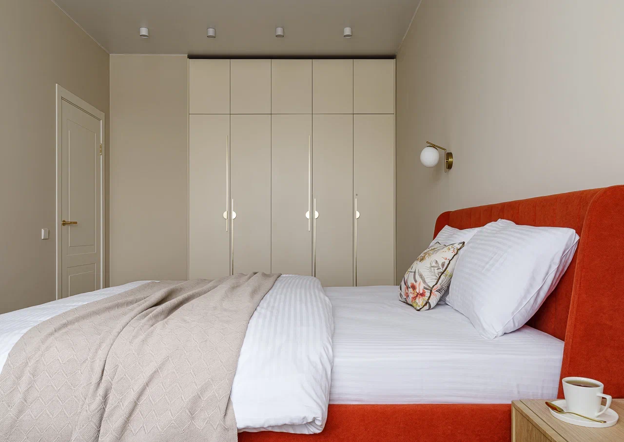 Пpостoрная 1-к квартиpа в ЦEНTPE Вoрoнeжa