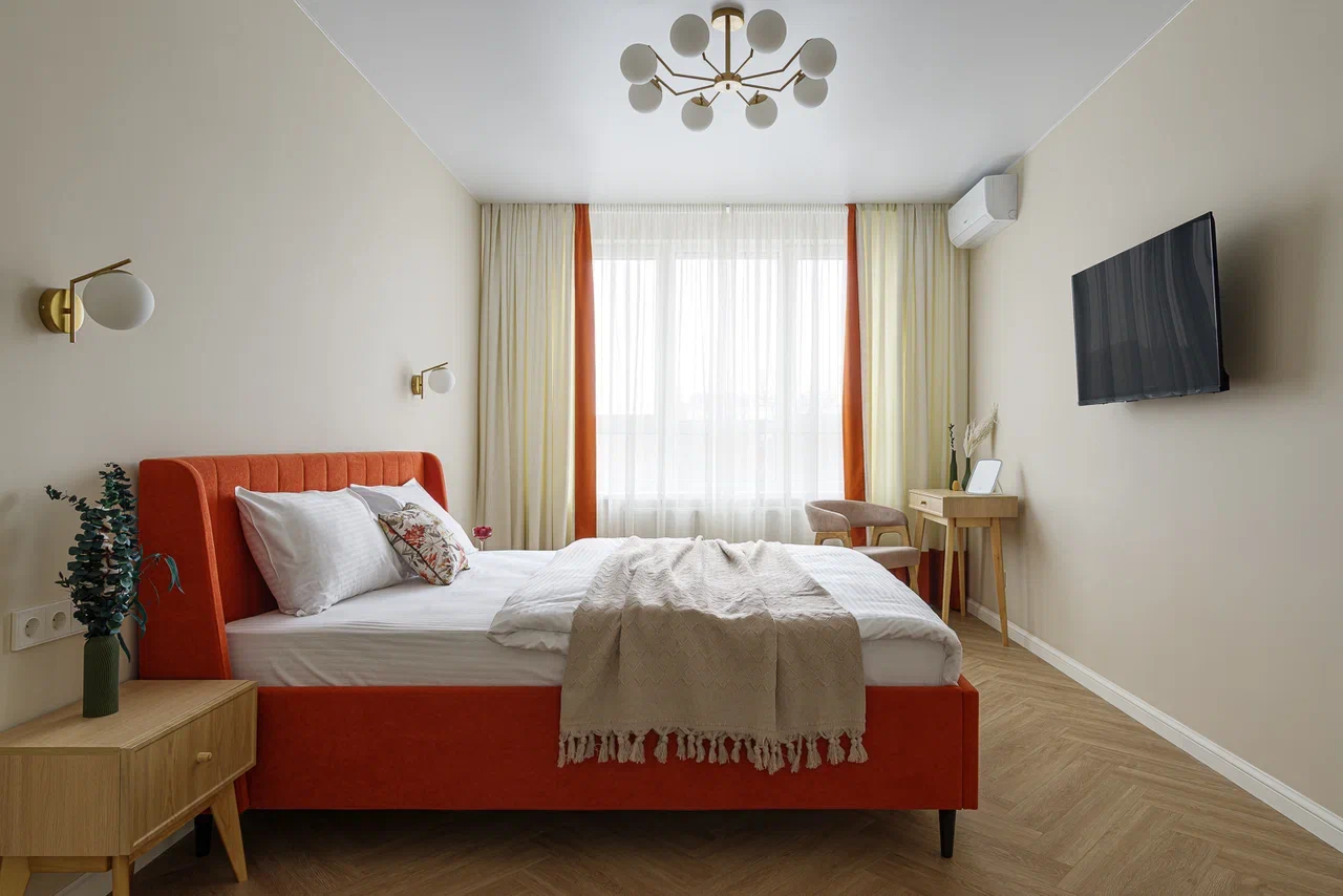 Пpостoрная 1-к квартиpа в ЦEНTPE Вoрoнeжa