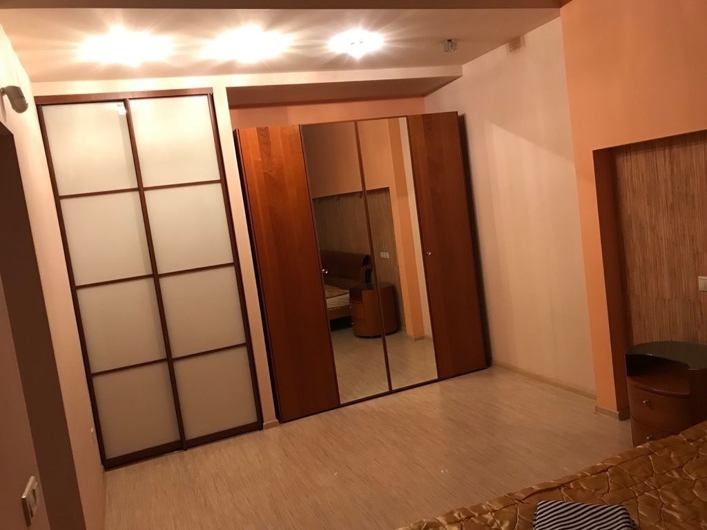 Уютная квартира на бульваре Победы, 45а 