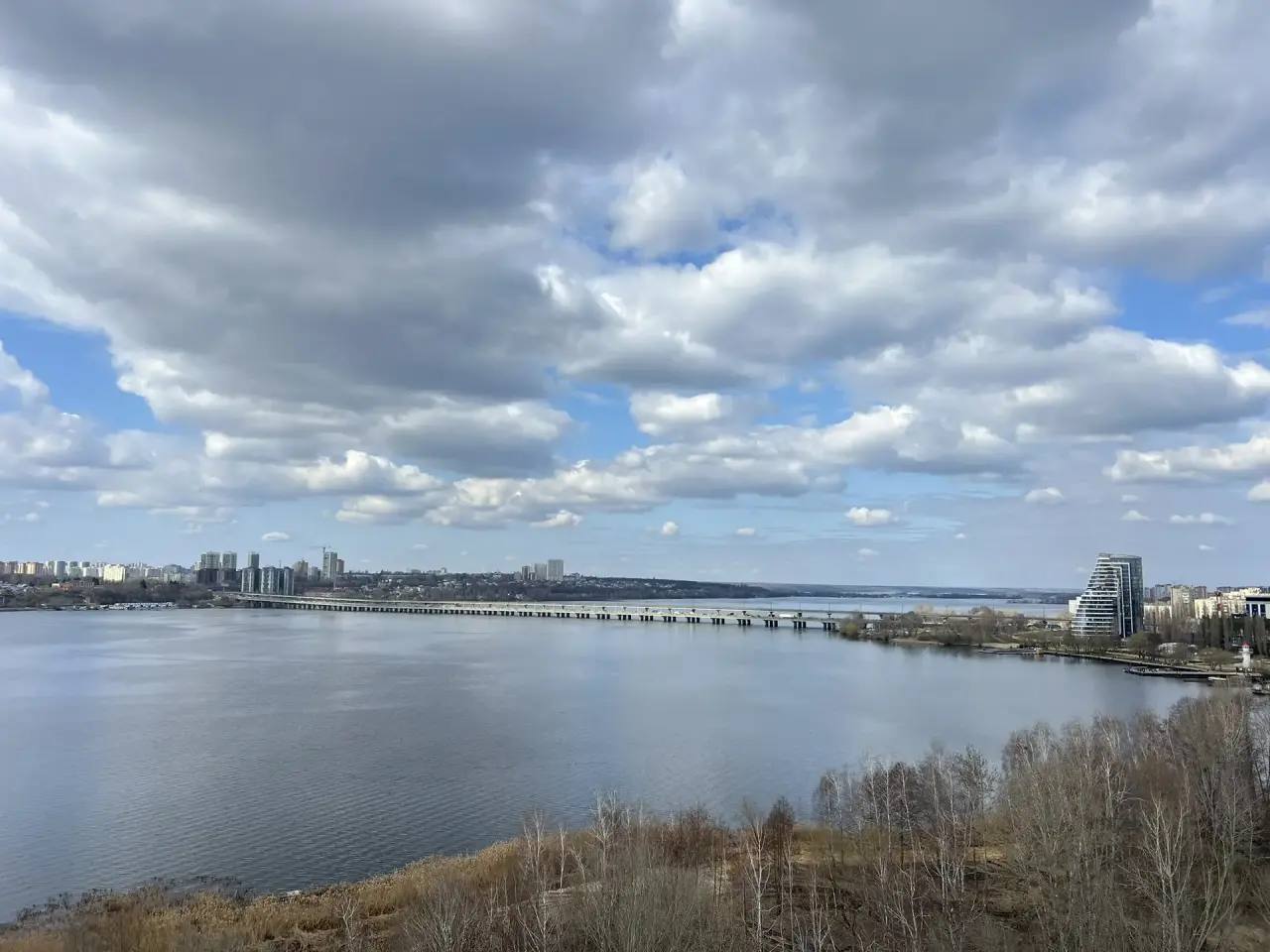 ВИДОВАЯ просторная квартира на набережной в 5 мин от парка Дельфин