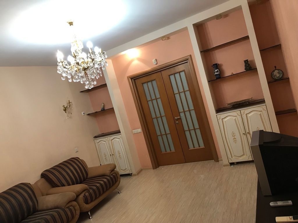 Уютная квартира на бульваре Победы, 45а 