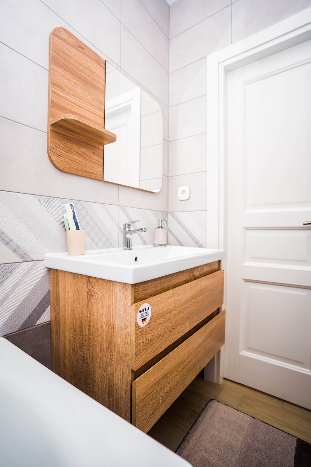 Atlant Apartments 158а